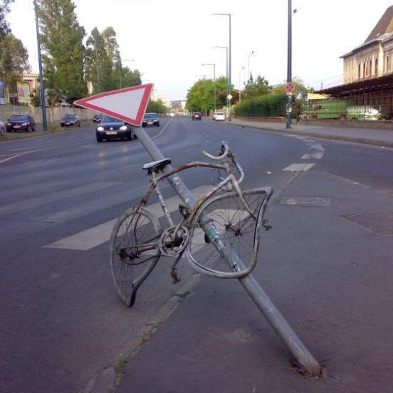 Bicicleta siniestrada